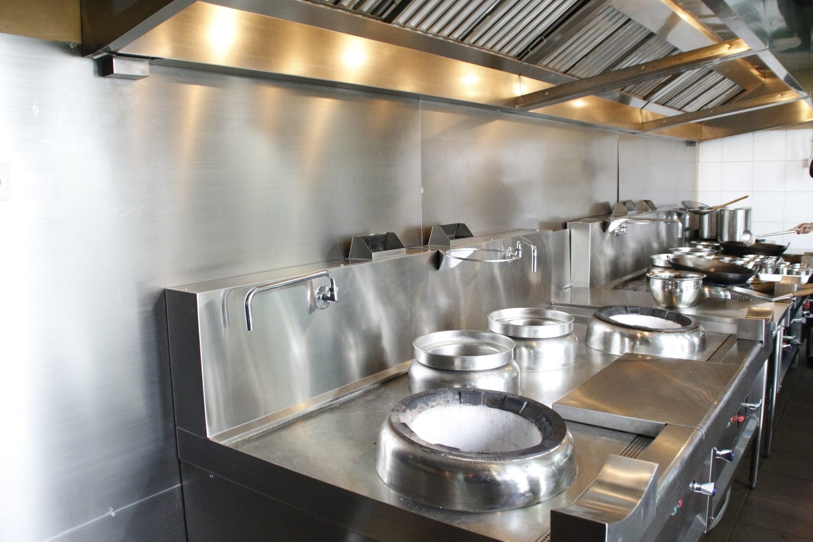 kitchen equipment komersil untuk resto dan hotel kitchen equipment komersil untuk resto dan hotel