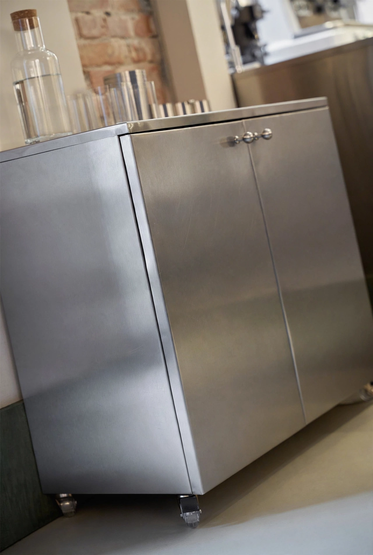 kitchen cabinet scandinavian style, lemari dapur industrial look, kitchen cabinet scandinavian style, lemari dapur industrial look,