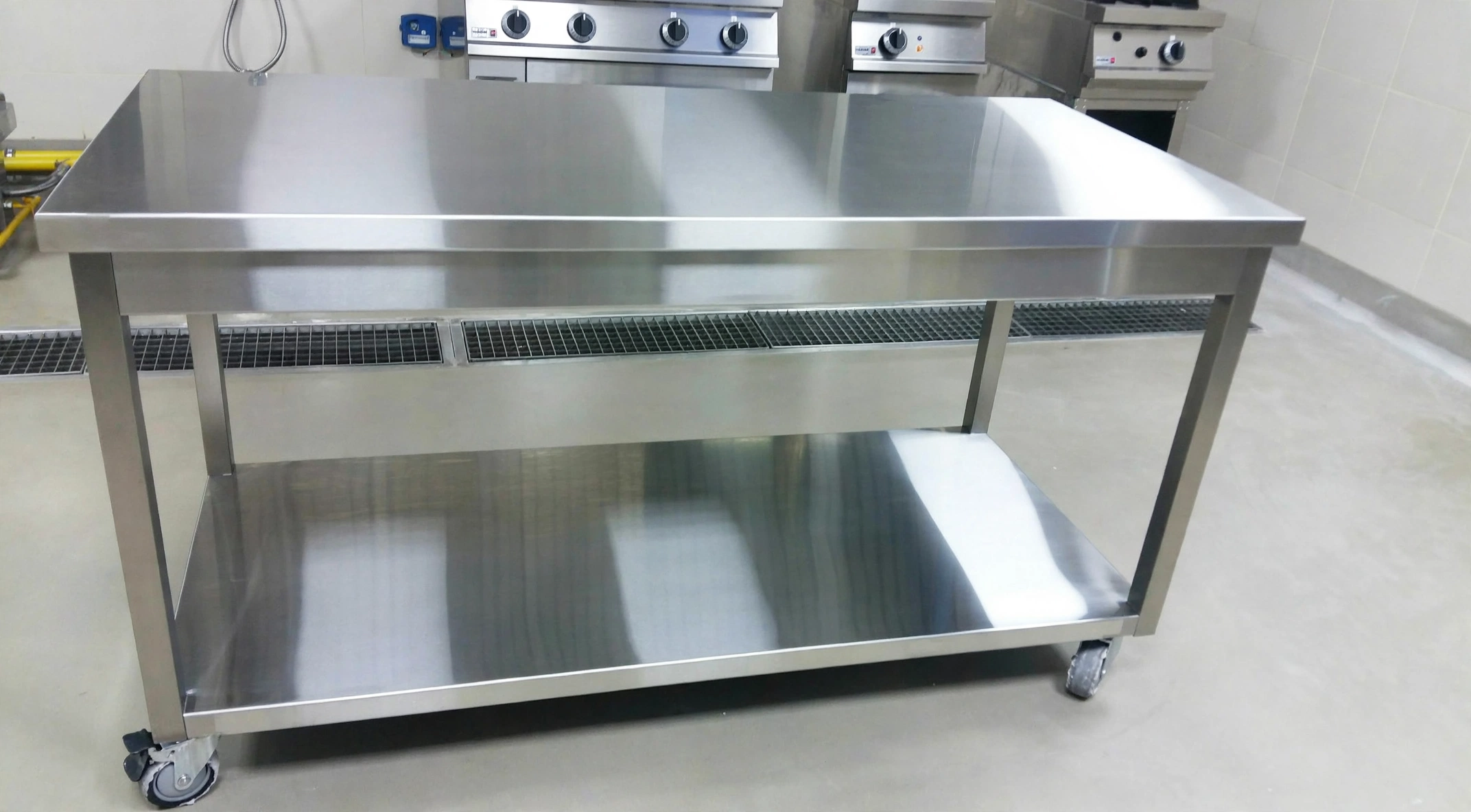 meja prep stainless custom untuk instalasi gizi, meja prep stainless custom untuk instalasi gizi,